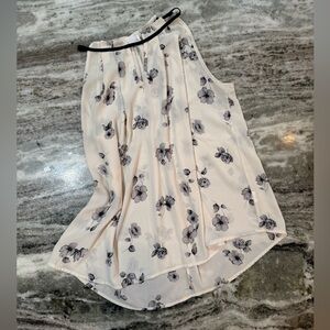 Sienna Sky Cream and Black Floral Sleevless Blouse Top Women’s Medium